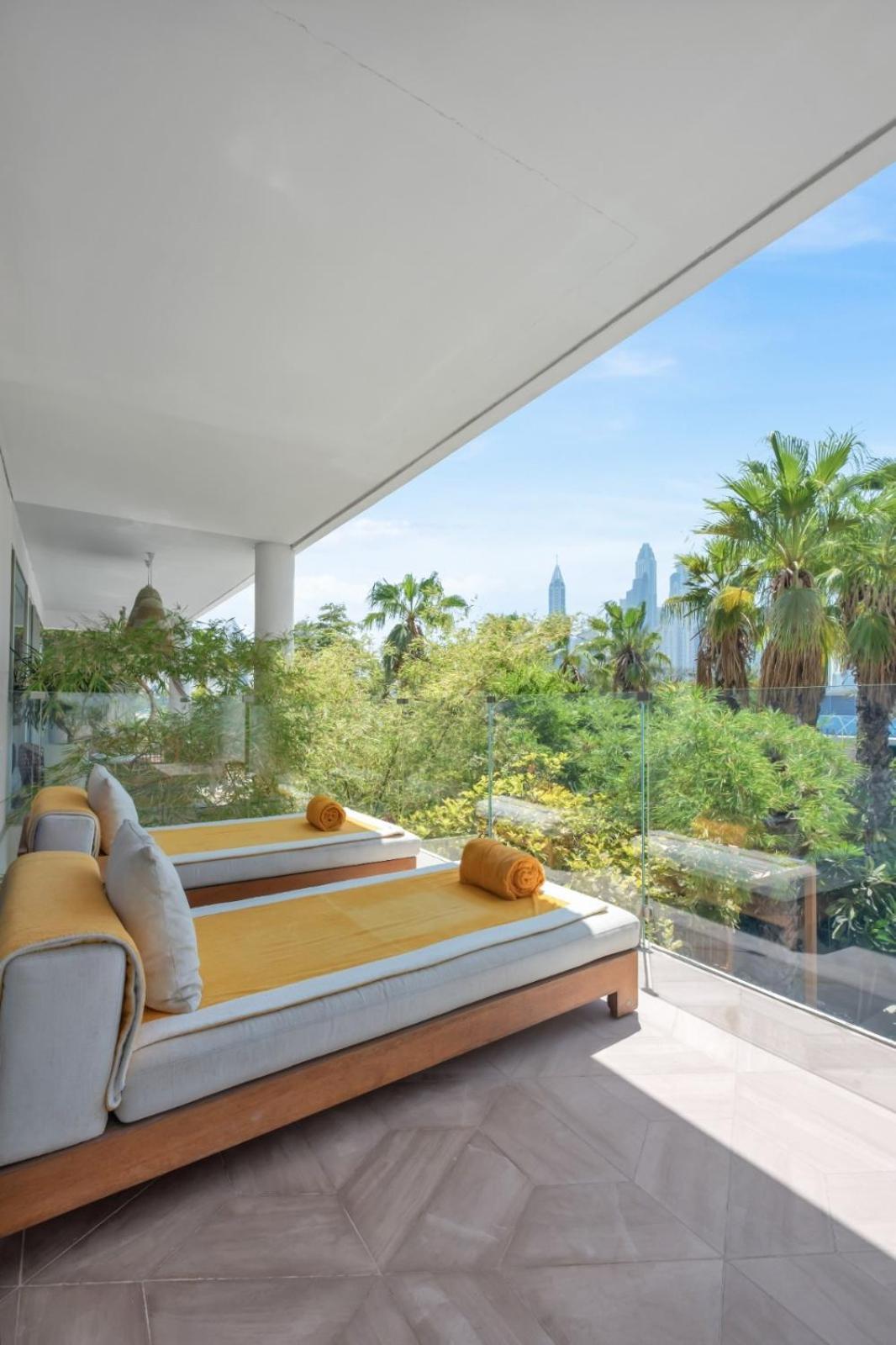 Holiday home Palm Haven Luxe 3 Bed Townhouse With Private Pool Dubai