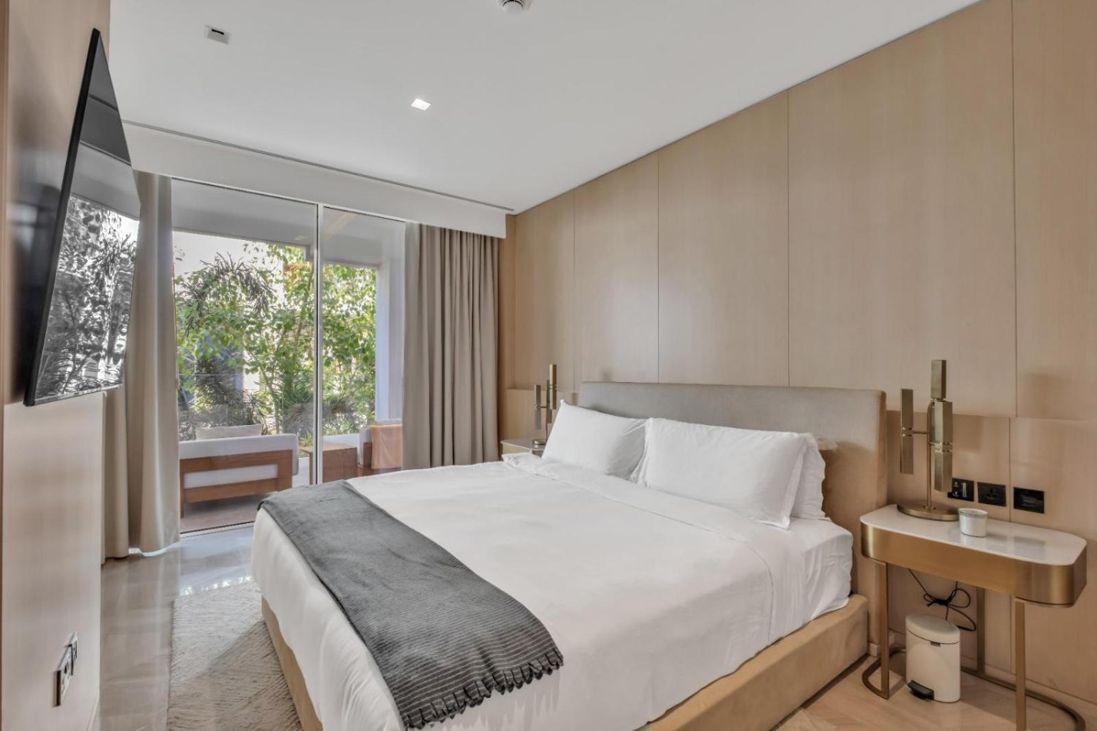 Palm Haven Luxe 3 Bed Townhouse With Private Pool * Dubai