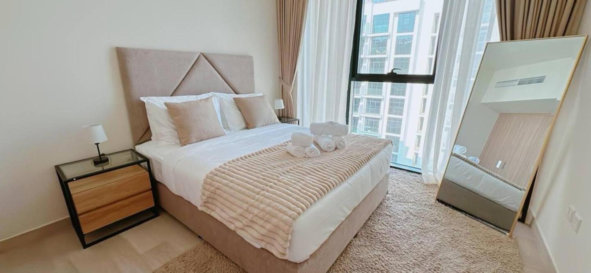Stunning Brandnew 1br *
