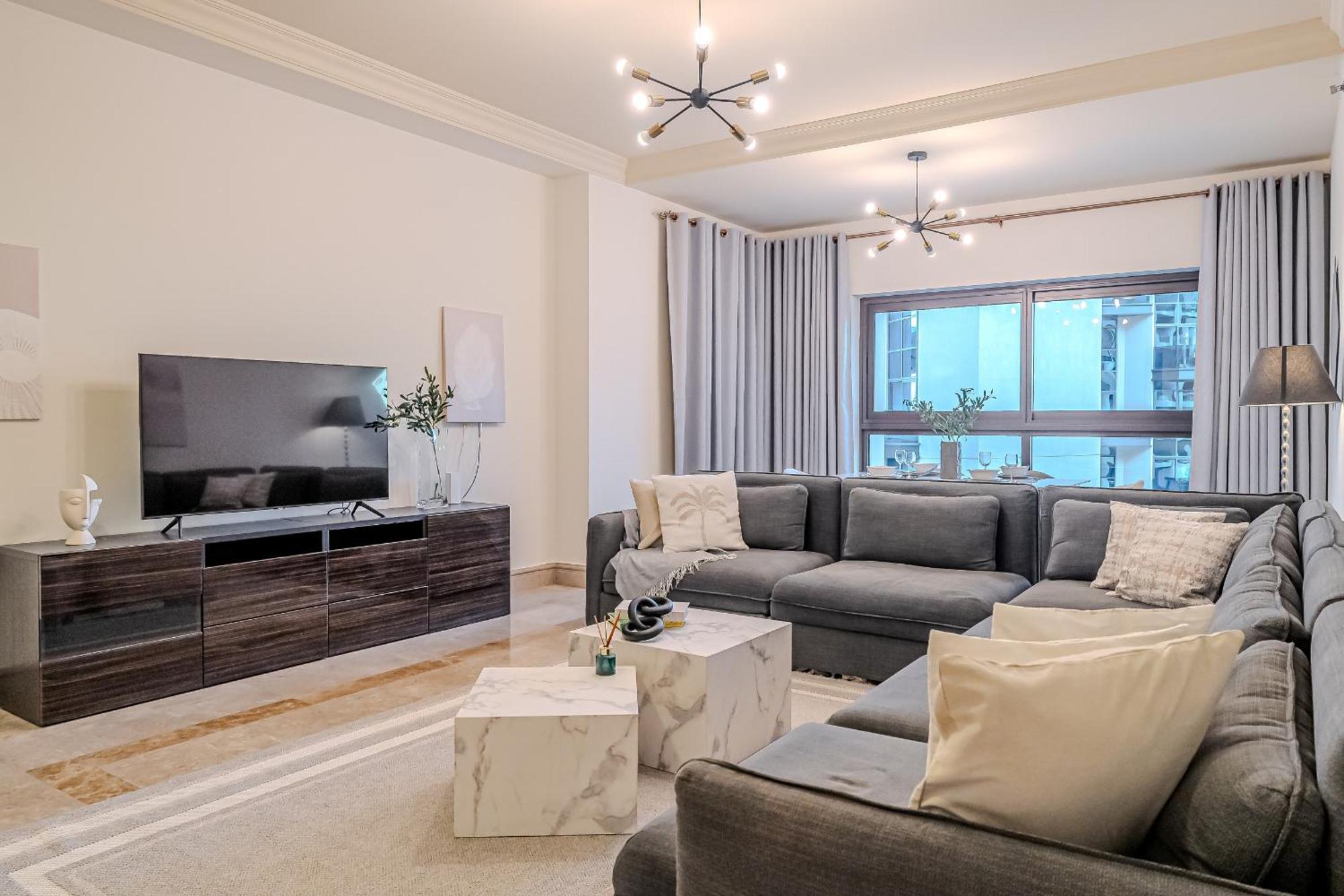 Stylish 2 Bedroom With Maid I Fairmont South I Palm Jumeirah Apartment Dubai