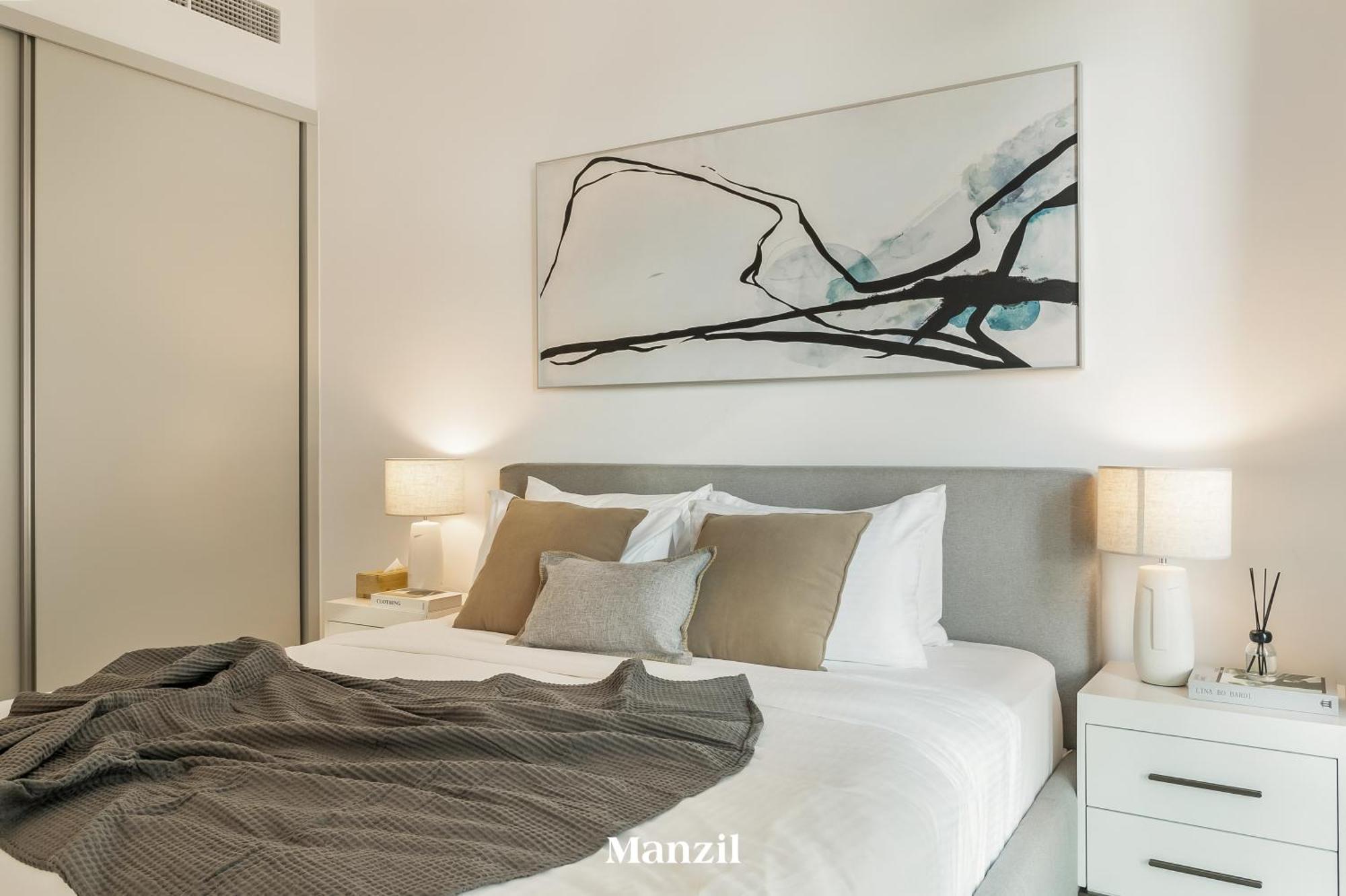 Apartment 2br Coastal Luxury Retreat At Emaar Beachfront Dubai