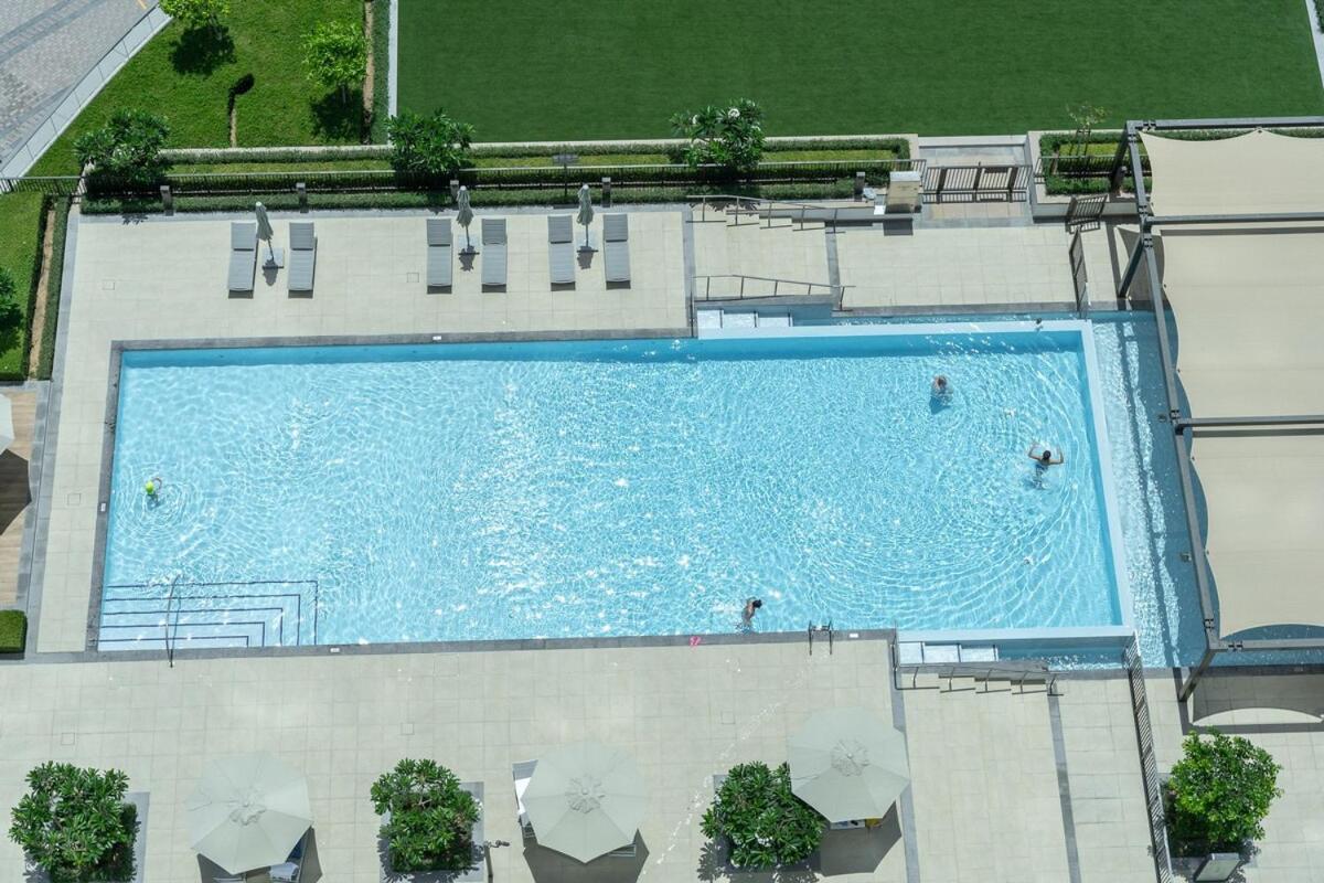 Awesome 2-bedroom With Iconic Views In Business Bay Dubai