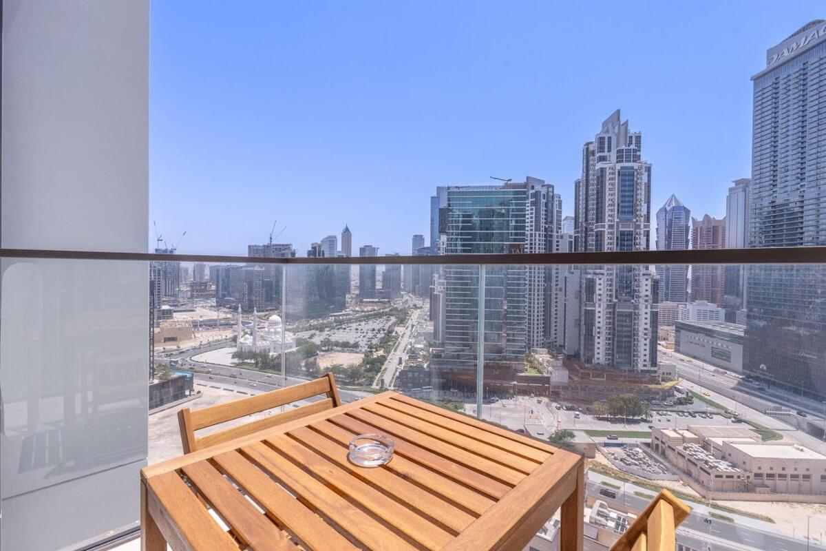 Apartment Awesome 2-bedroom With Iconic Views In Business Bay Dubai