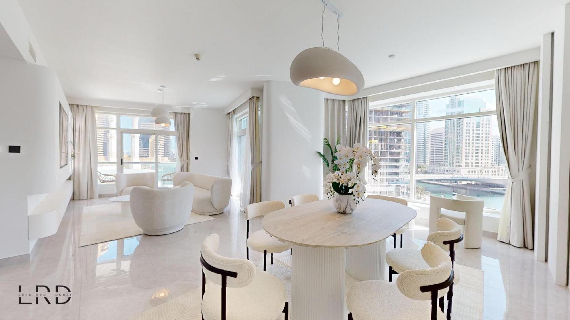 Luxurious With Marina Views *