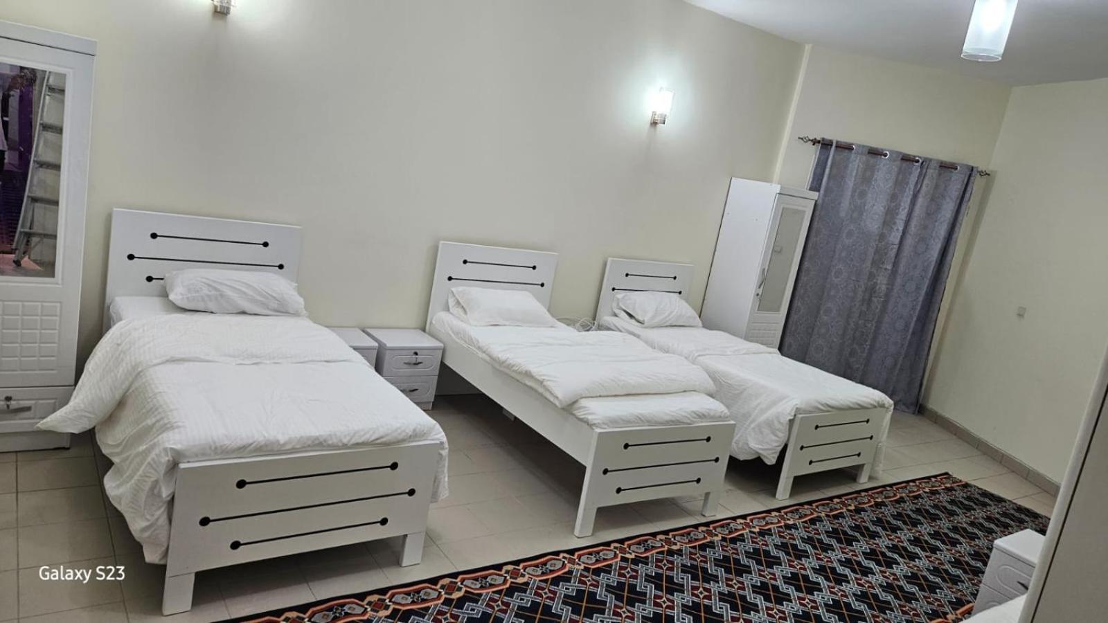 Comfortable Male Bed Space By Ruby Star 4 Single Beds 226 * Dubai