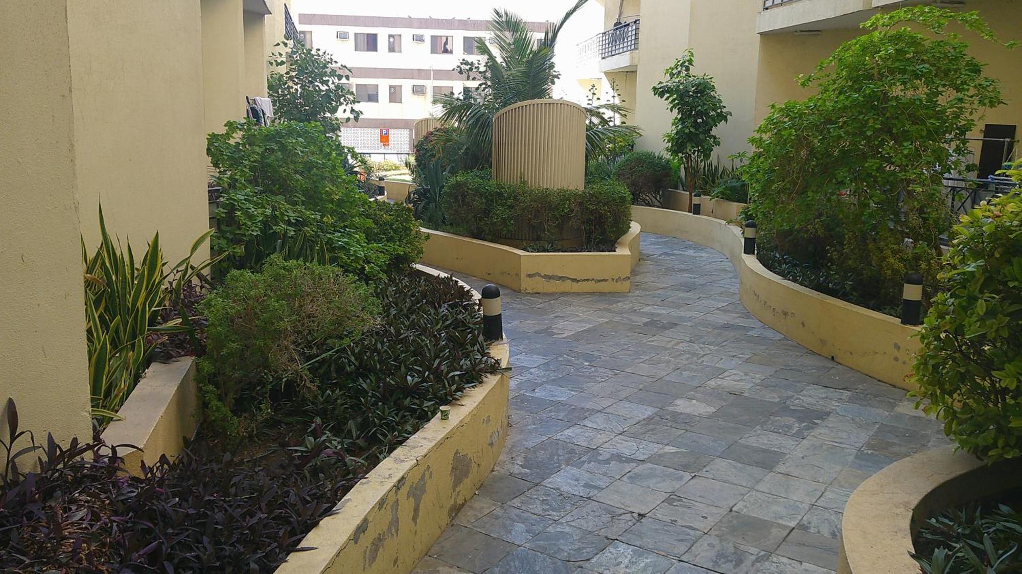 Inn Comfortable Male Bed Space By Ruby Star 4 Single Beds 226 *