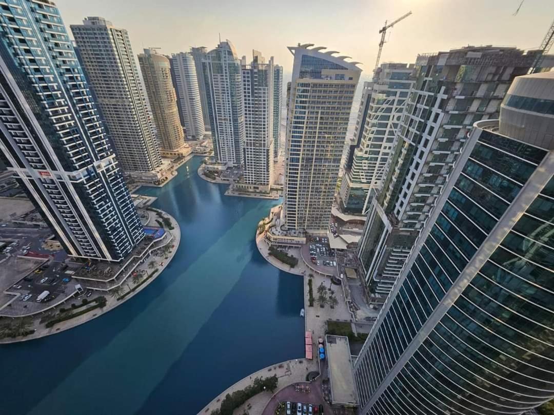 Daire Stunning - High Floor - Canal View *