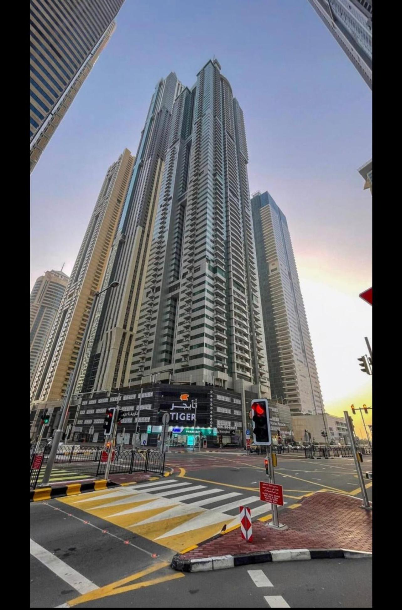 Apartment Astonishing Full Palm View -3br -dubai Marina, Uae Dubai