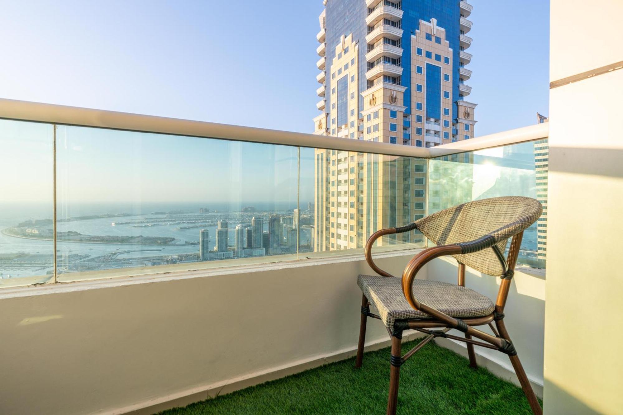 Apartment Astonishing Full Palm View -3br -dubai Marina, Uae *