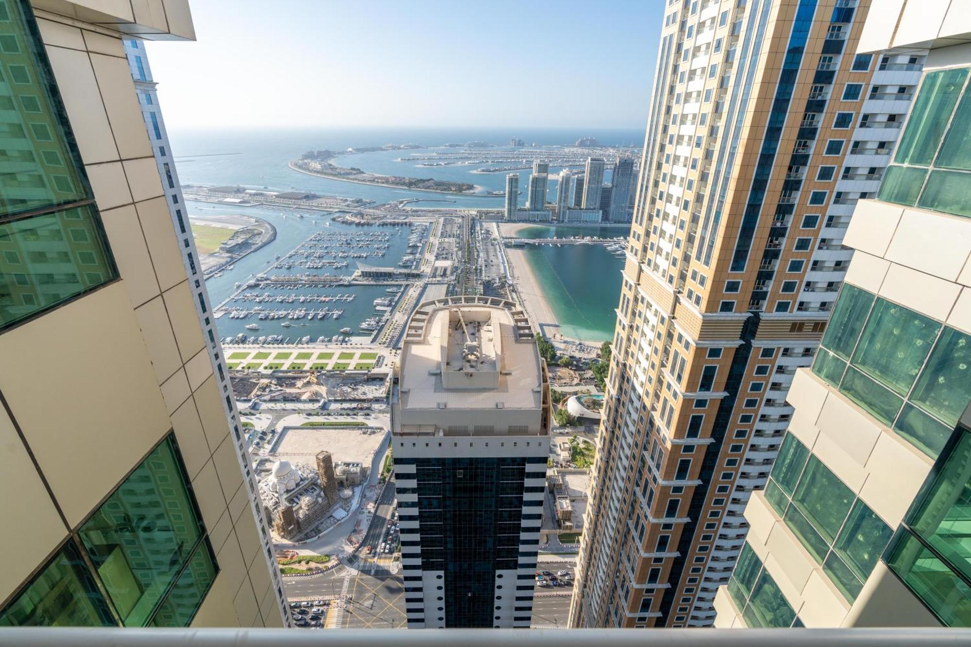 Astonishing Full Palm View -3br -dubai Marina, Uae Dubai