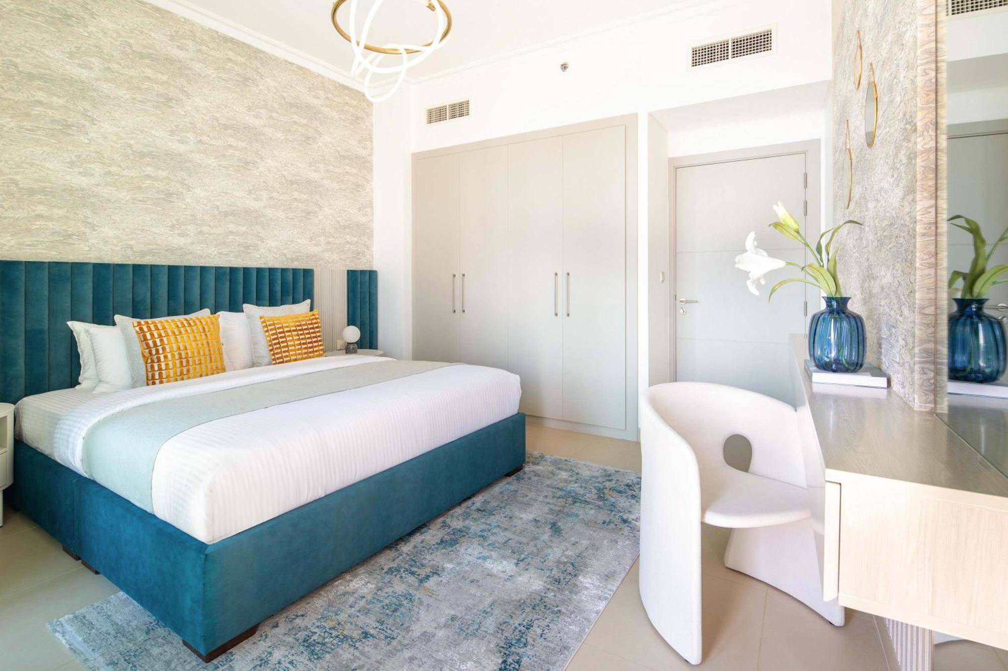 Apartment Frank Porter - Burj Vista 1 *