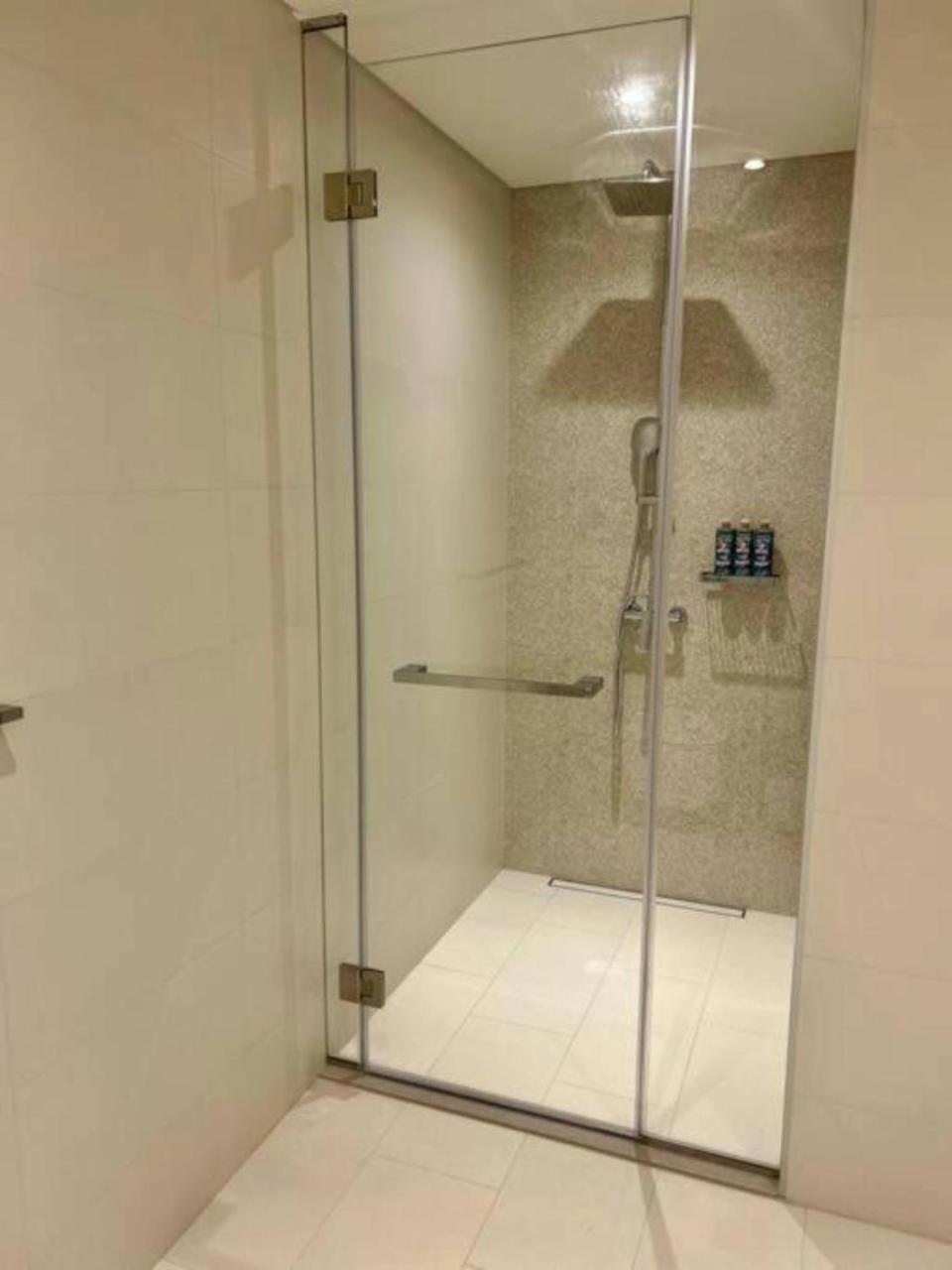 La Vie - 2 Bedroom Beachfront Full Sea View In Jbr- From To August Only Monthly Bookings Accepted * Dubai