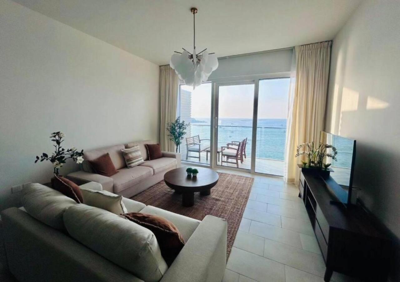 La Vie - 2 Bedroom Beachfront Full Sea View In Jbr- From To August Only Monthly Bookings Accepted Apartment