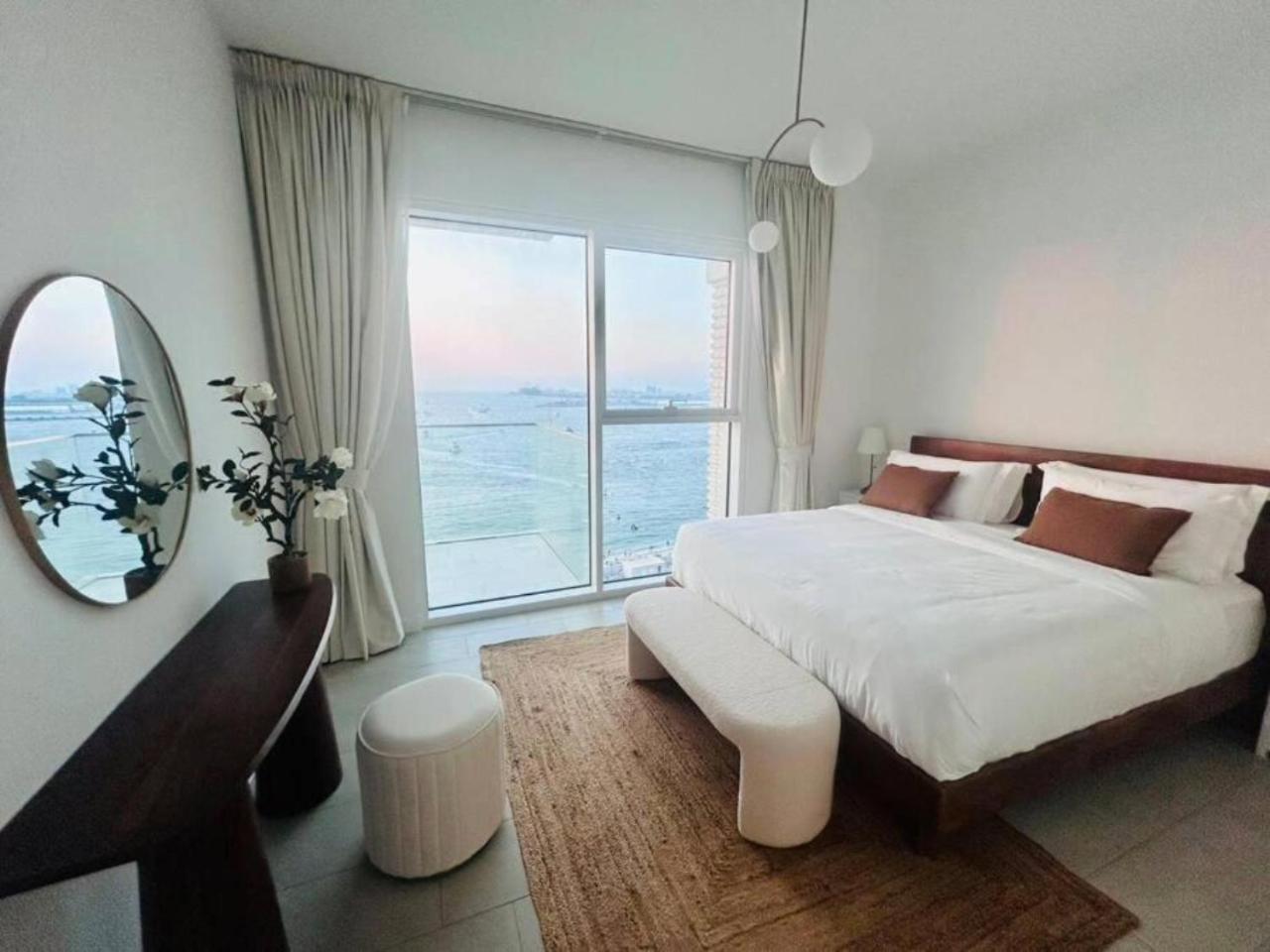 Apartment La Vie - 2 Bedroom Beachfront Full Sea View In Jbr- From To August Only Monthly Bookings Accepted