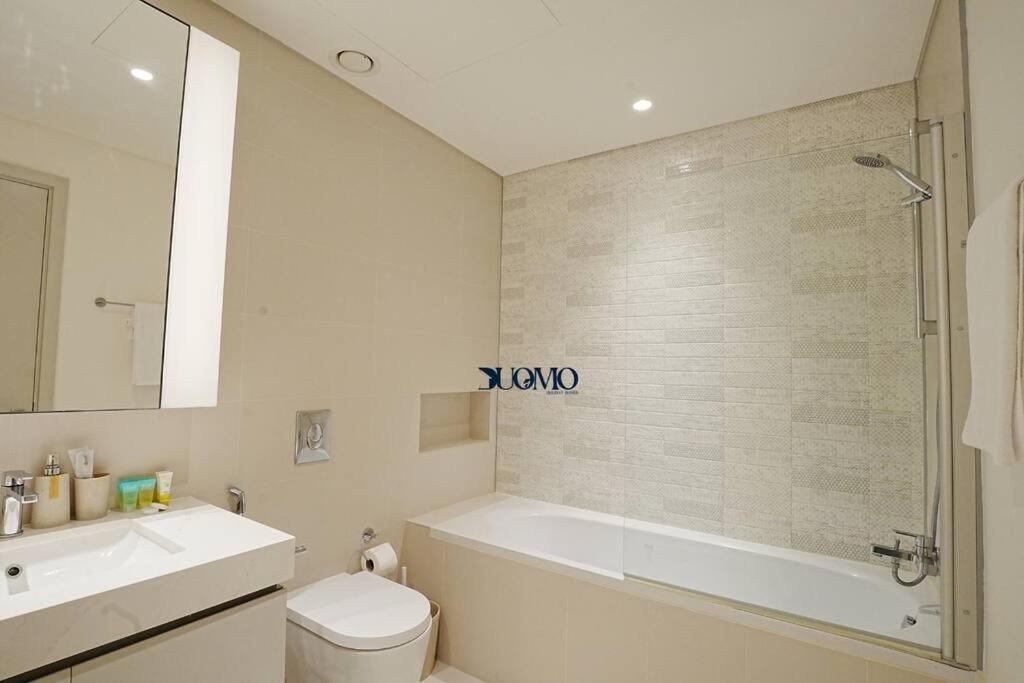Myduomo- Exclusive & Stylish 1br, Full Sea Views-1704 Dubai