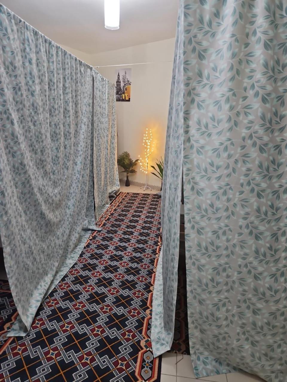 Comfortable Male Bed Space By Ruby Star 4 Single Beds 226 Inn