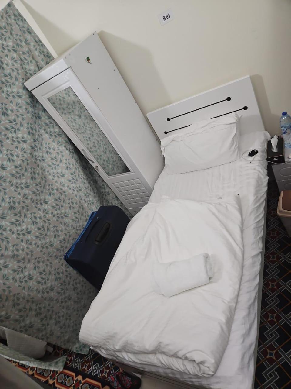Comfortable Male Bed Space By Ruby Star 4 Single Beds 226 Inn