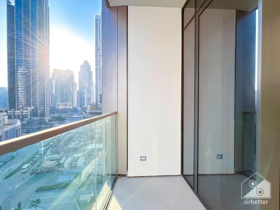 Luxury & Elegance In Downtown Fountain Views * Dubai