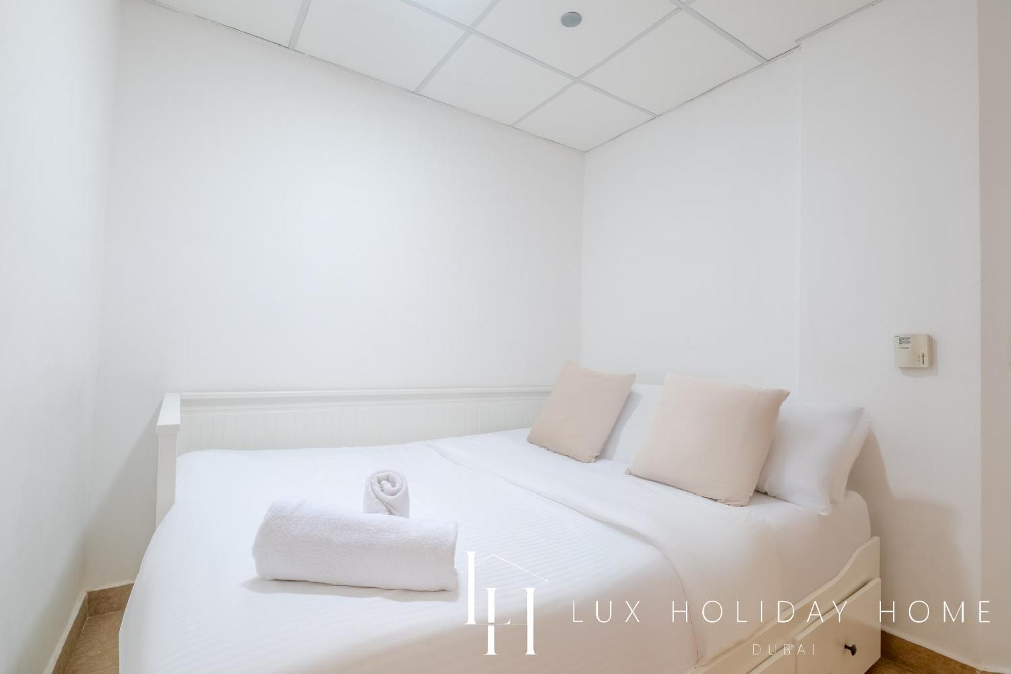 Lux - The Shoreline Penthouse Apartment Dubai