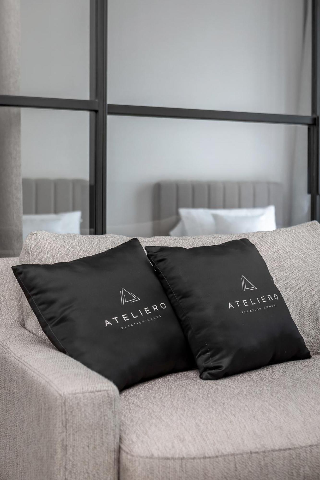 Deluxe 2br At Socio Hills Estate *