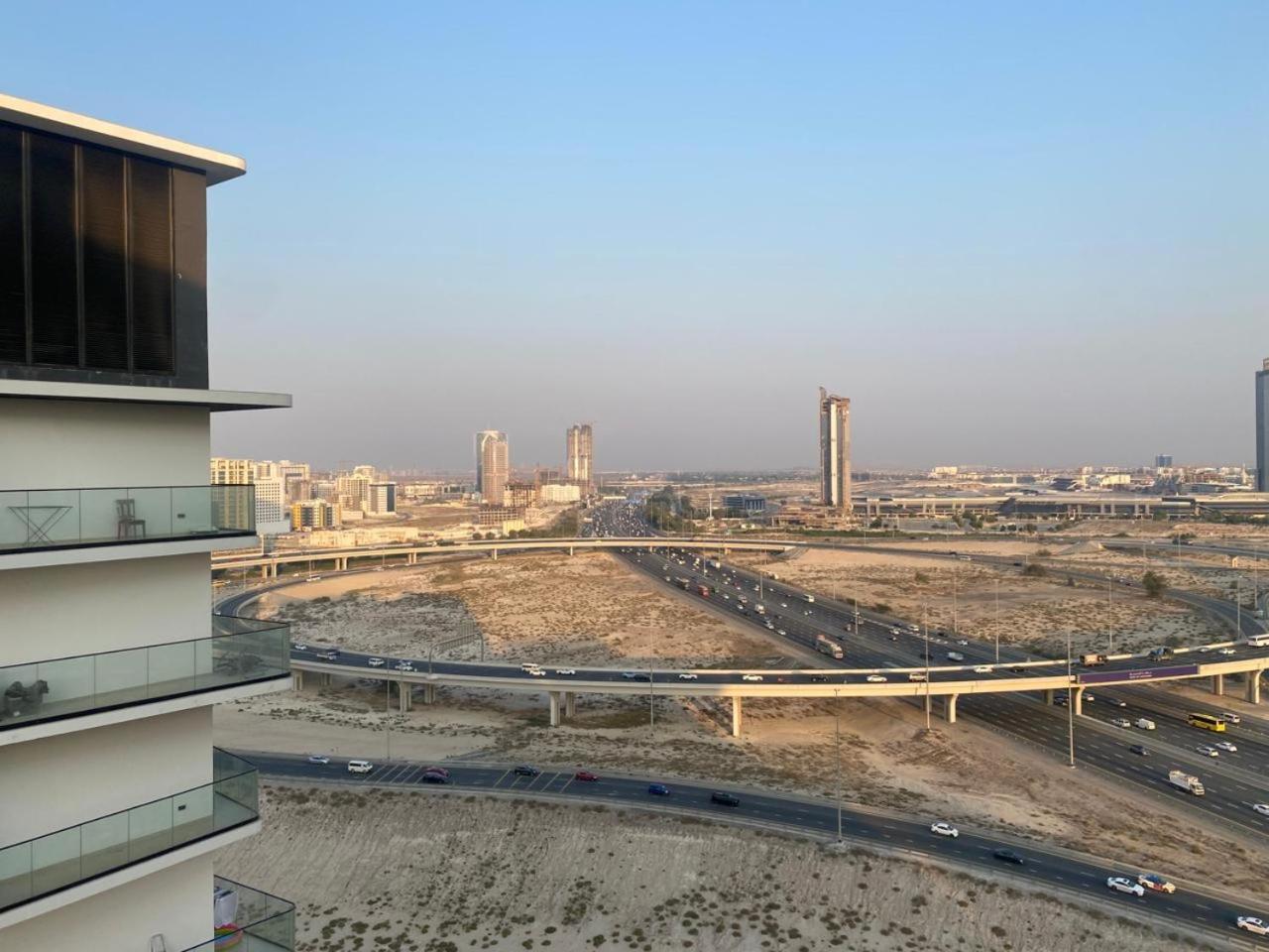 1 Bed Retreat- Rbe Vacation Homes-binghatti Luna *