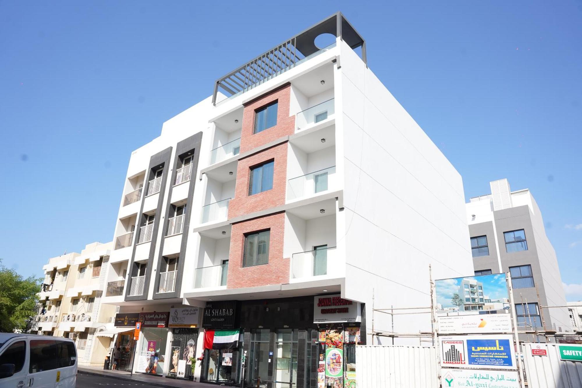 Ista Llc Homestay
