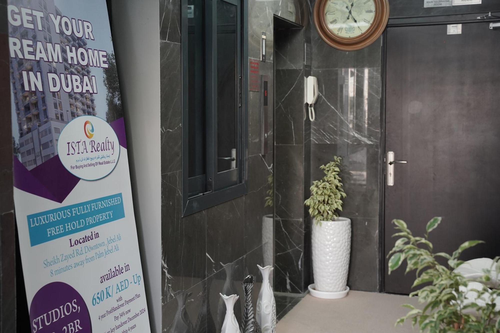 Ista Llc Homestay *