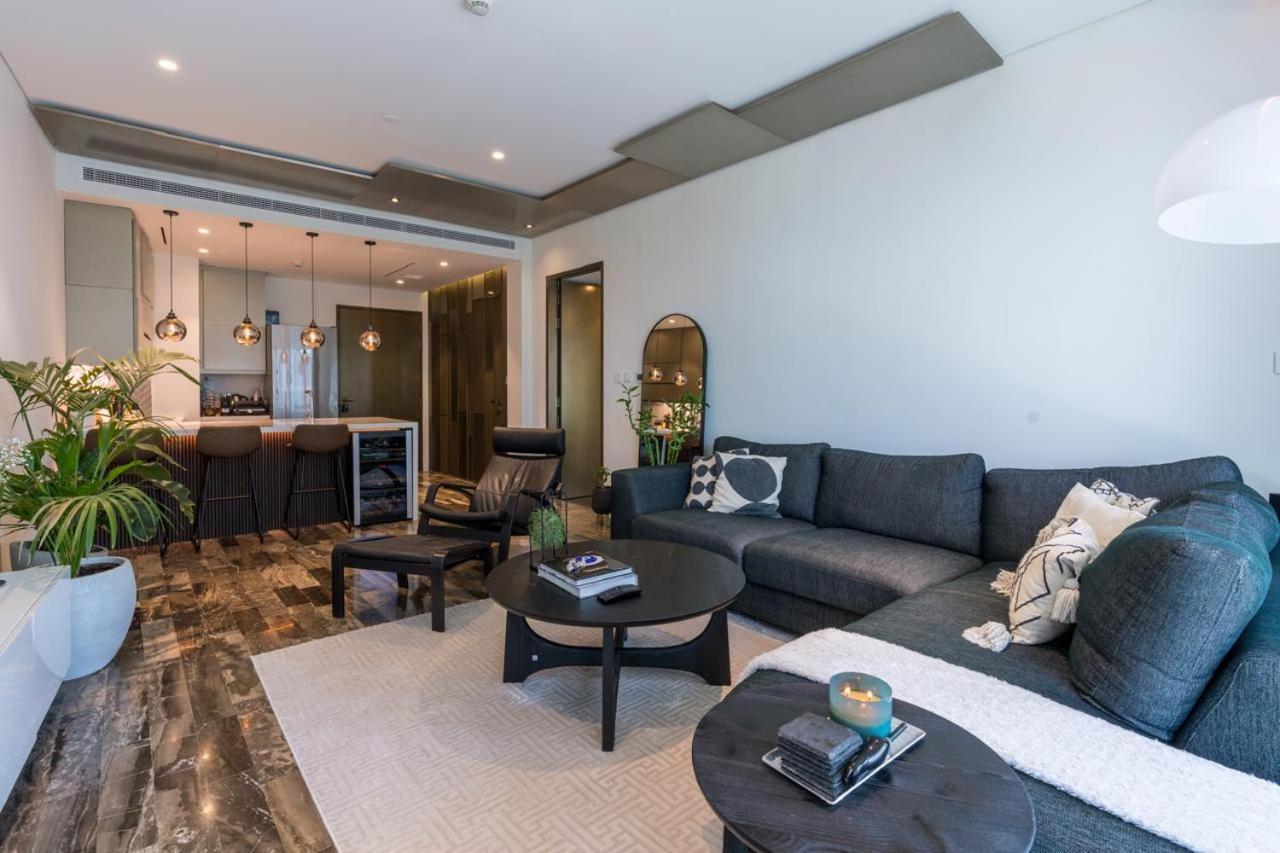 Luxurious 1bhk Damac Heights Marina Apartment *
