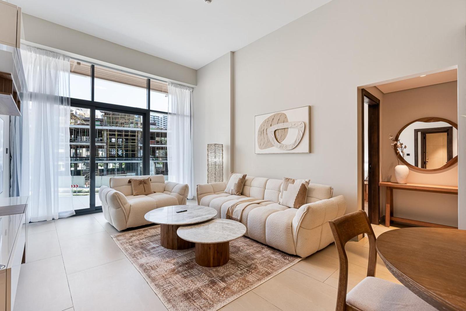Apartment Modern 2 Bedroom Near Butterfly Garden Dubai