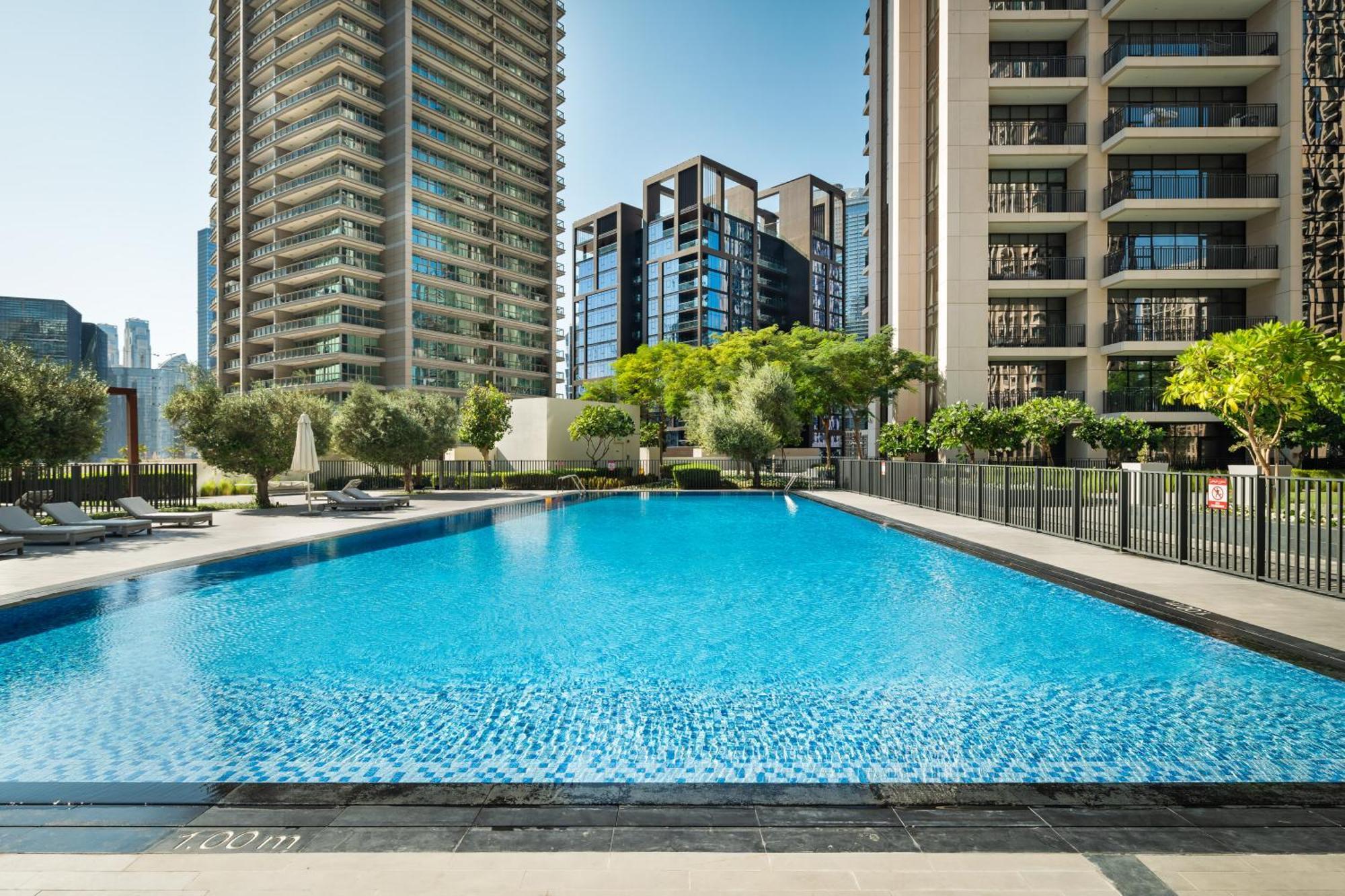 Downtown Luxury Treat - Premium Location! 2 Bedroom! Dubai