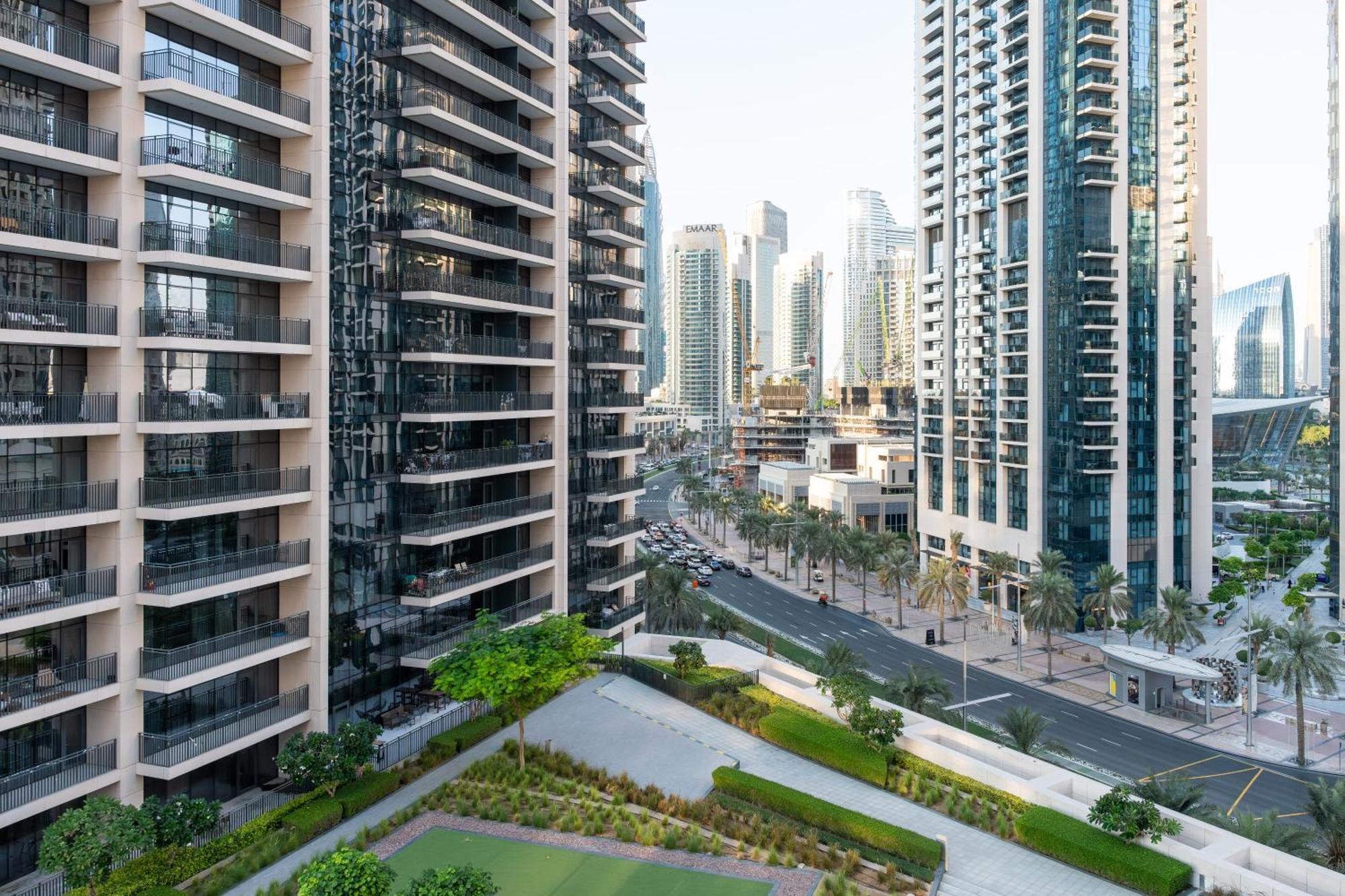 Apartment Downtown Luxury Treat - Premium Location! 2 Bedroom!