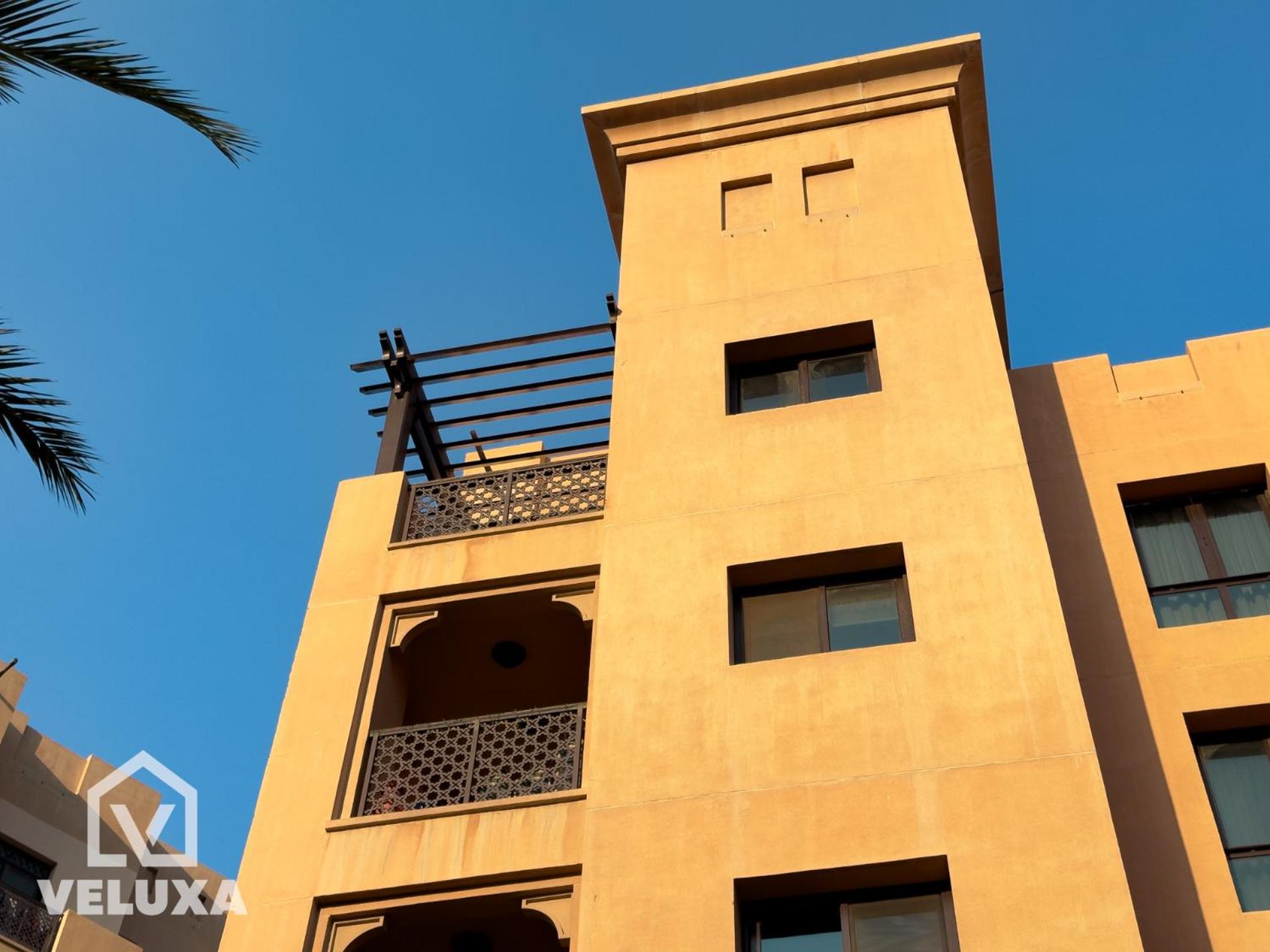 Veluxa -heritage 3 Bed Burj View * Dubai