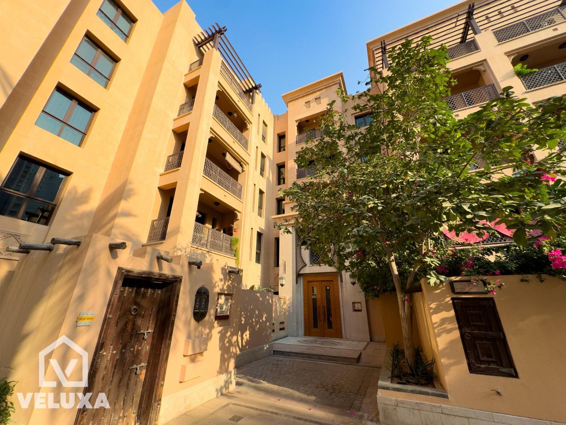Veluxa -heritage 3 Bed Burj View Apartment
