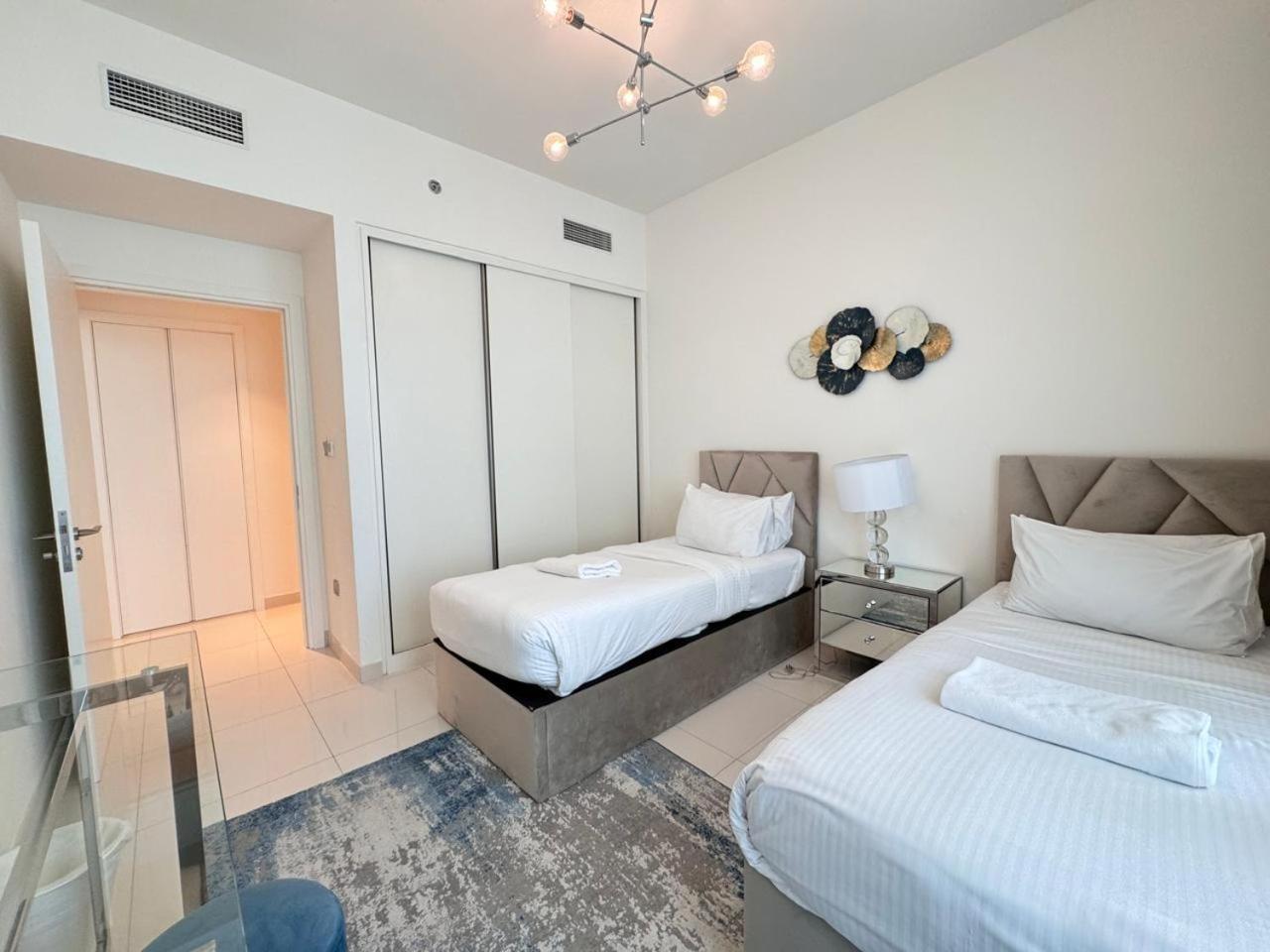 Daire 2br Modern Vista Emaar Beachfront