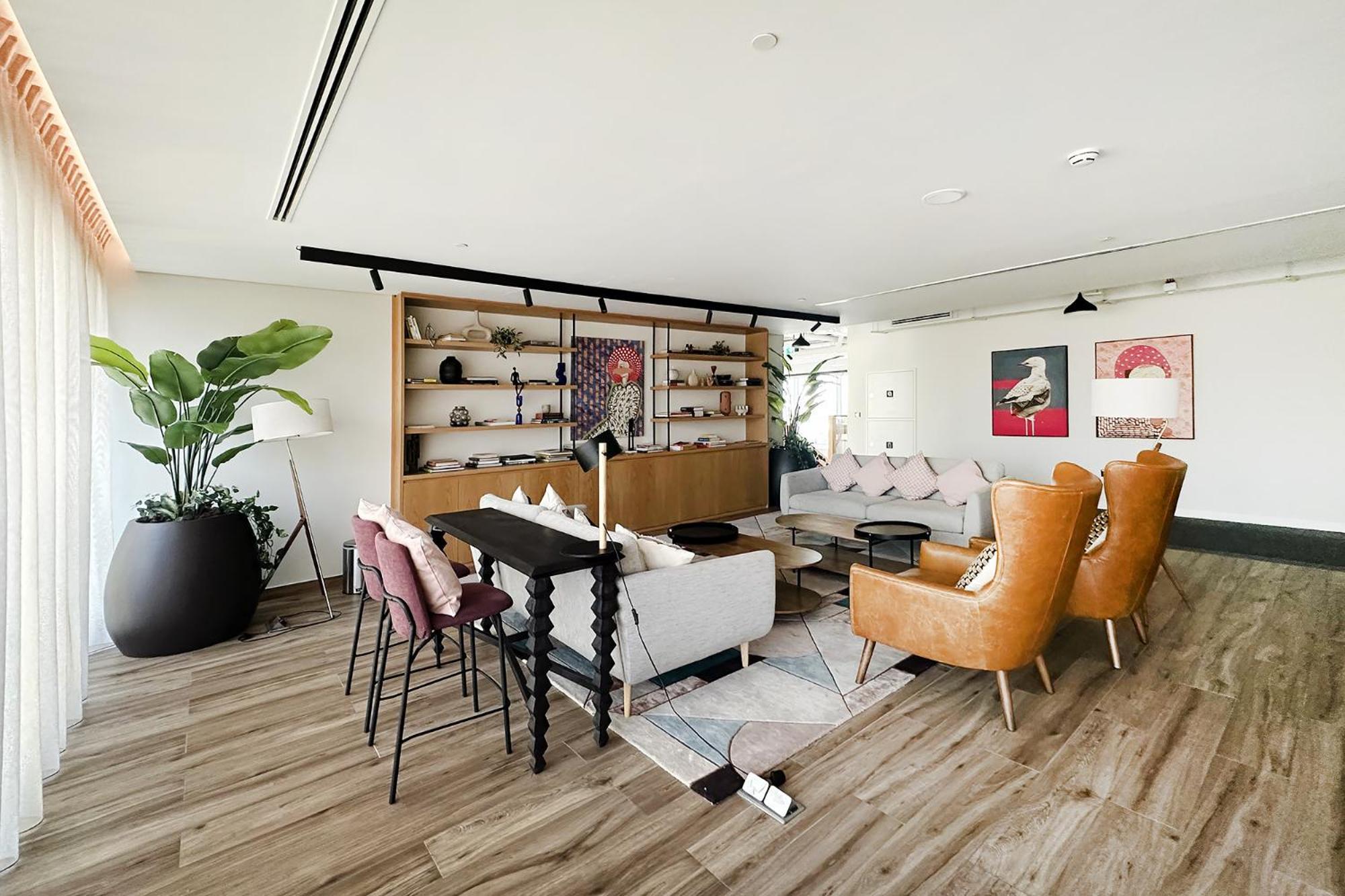 Apartment Deluxe 2br At Socio Hills Estate
