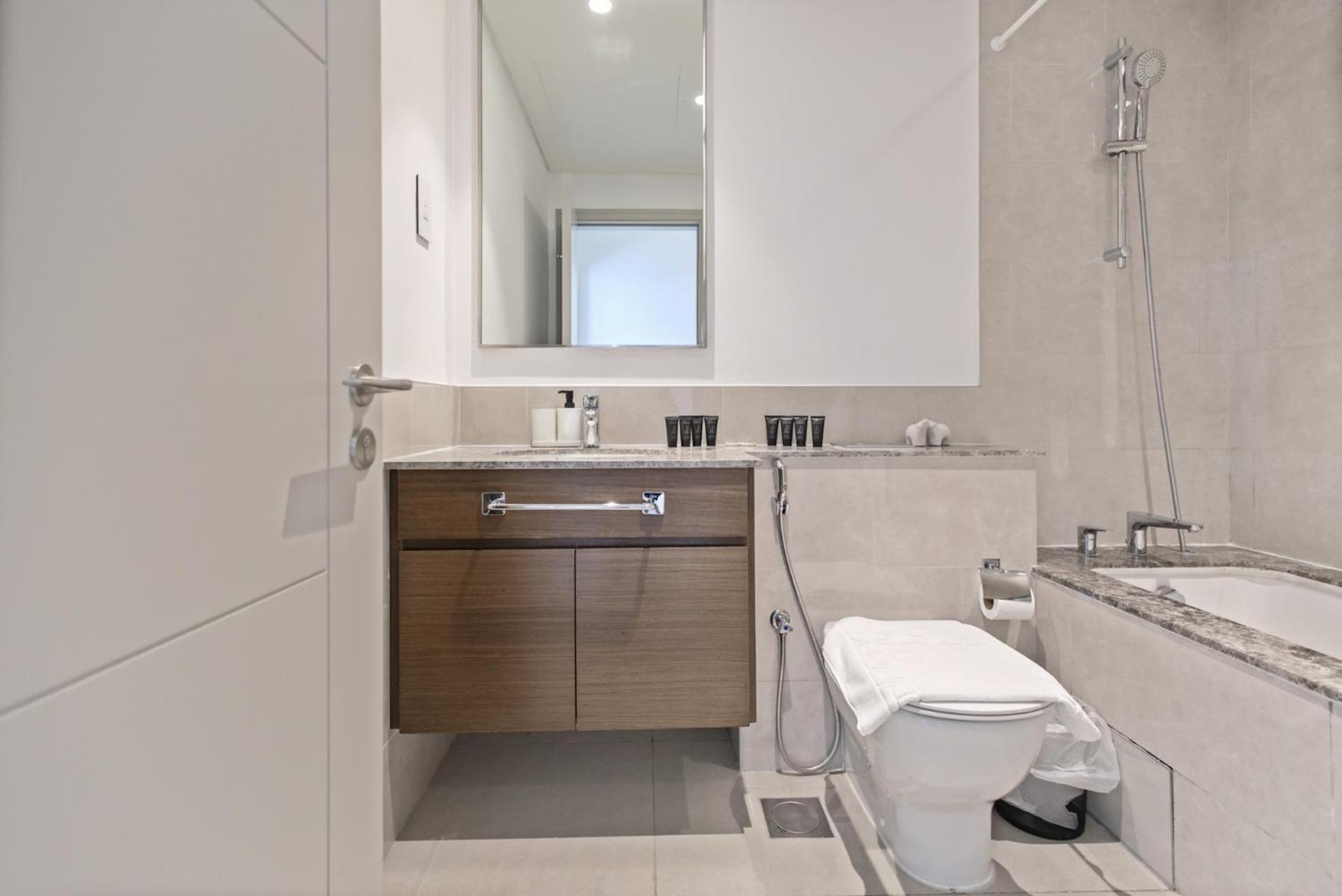 Apartamento Luxury At Emaar - 5 Min Walk To Burj Dubai