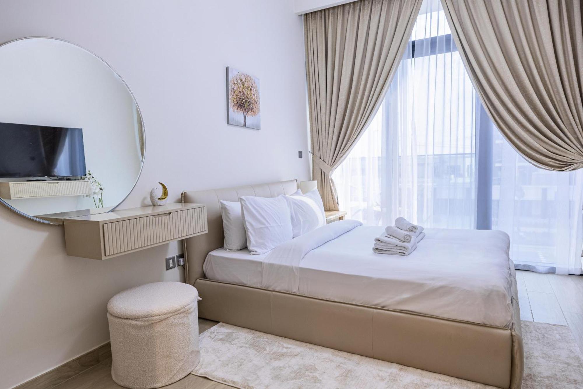 Elite Lux Homes - Upscale In Azizi Riviera Prime Location *