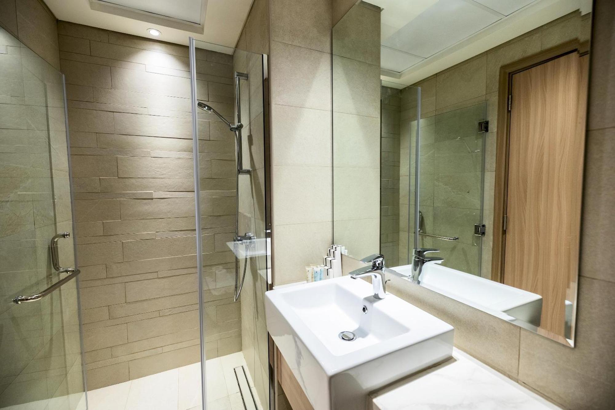 Elite Lux Homes - Upscale In Azizi Riviera Prime Location *