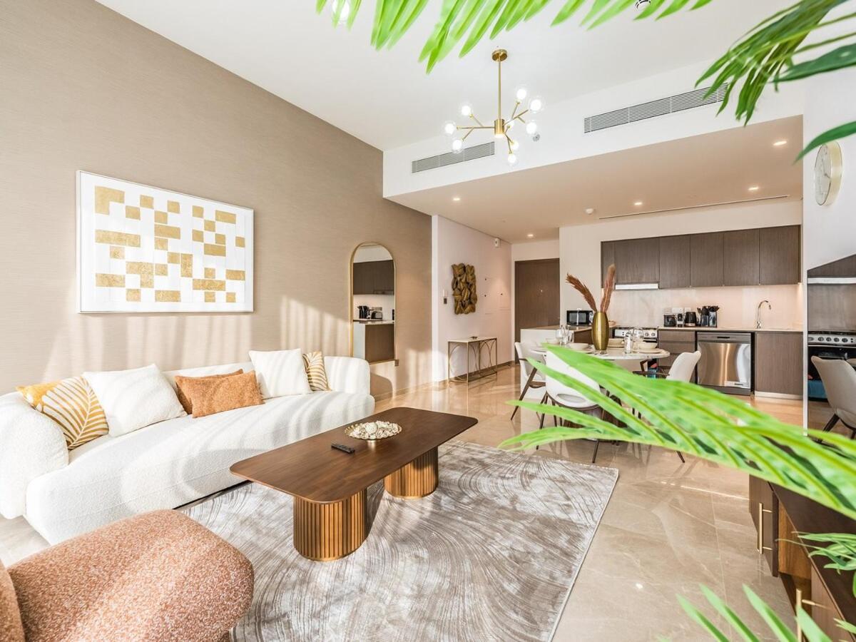 Apartment Luxurious 1br Grande Signature Dubai