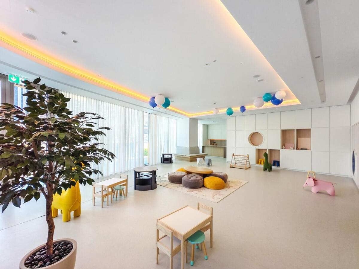 Apartment Luxurious 1br Grande Signature Dubai