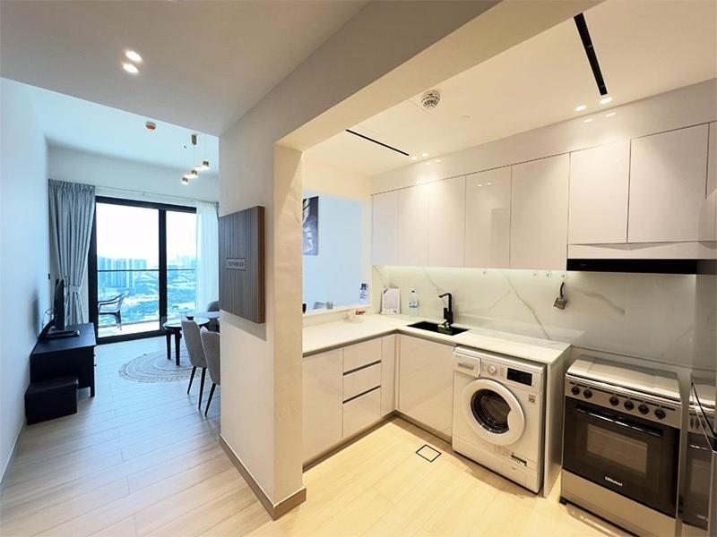 Luxurious New 1 Bedroom In A New Building With Great Views Dubai