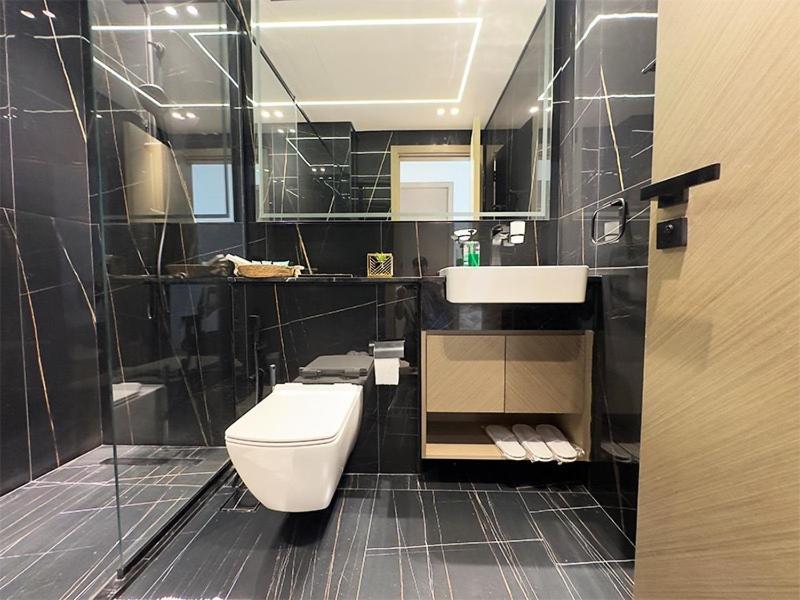 Luxurious New 1 Bedroom In A New Building With Great Views Apartment Dubai