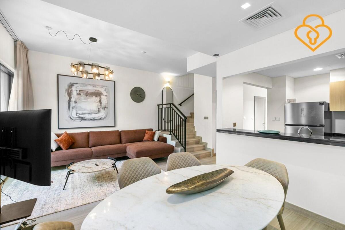 Keysplease 4br, Garden Bbq, Malibu Access, Damac Hills 40 Villa Dubai