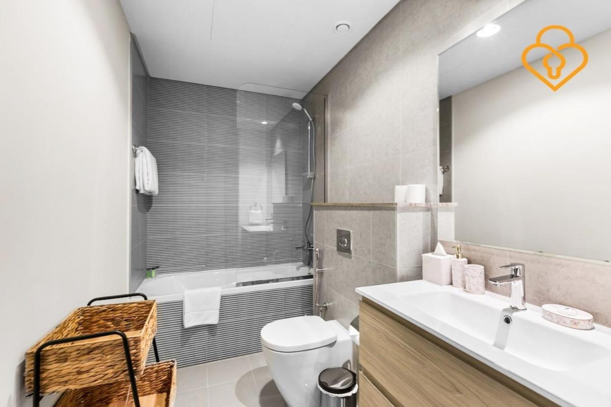 Keysplease 4br, Garden Bbq, Malibu Access, Damac Hills 40 Dubai