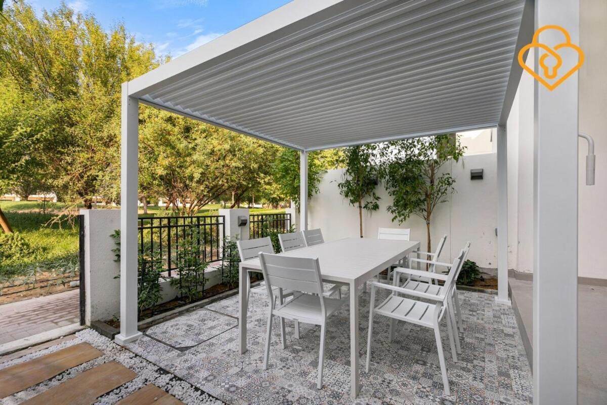 Villa Keysplease 4br, Garden Bbq, Malibu Access, Damac Hills 40 *