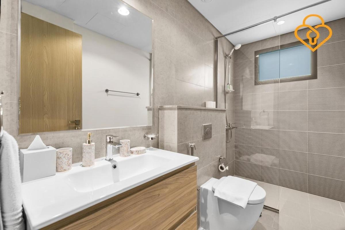 Keysplease 4br, Garden Bbq, Malibu Access, Damac Hills 40 *