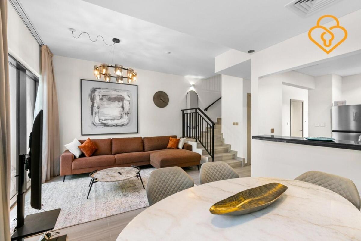 Villa Keysplease 4br, Garden Bbq, Malibu Access, Damac Hills 40 Dubai