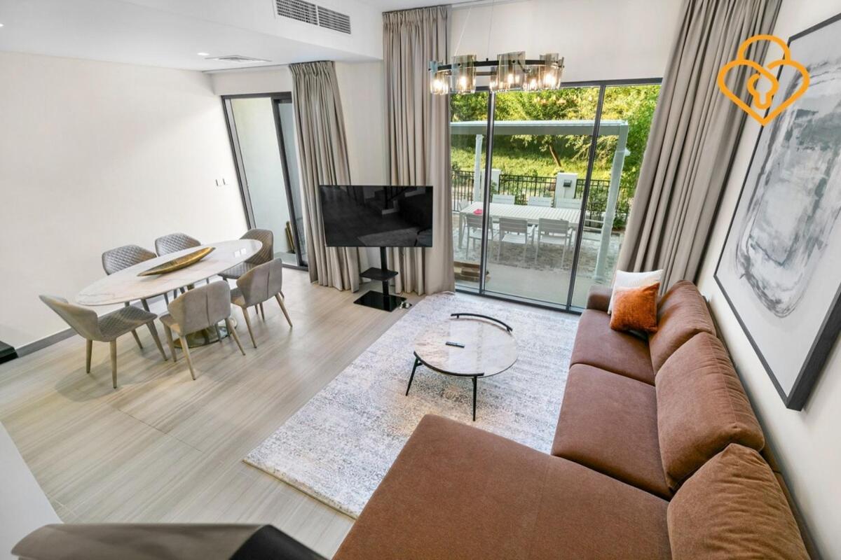 Villa Keysplease 4br, Garden Bbq, Malibu Access, Damac Hills 40
