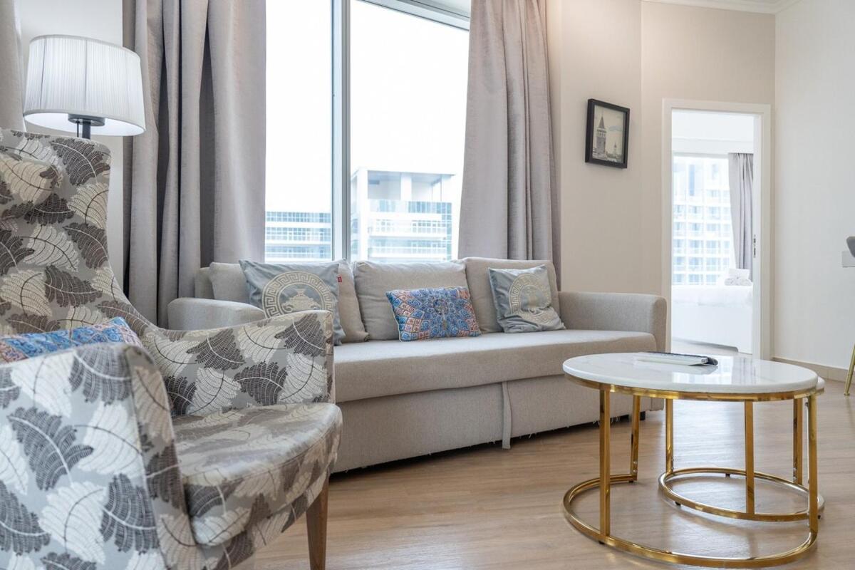 Apartamento Elegant 2-bedroom With Balcony At Burj Views In Downtown