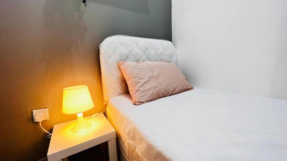 Compact Partition In Barsha